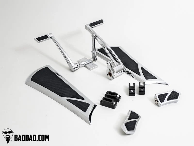Forward Controls with Toe Shifter & Street Series Floorboard Kit